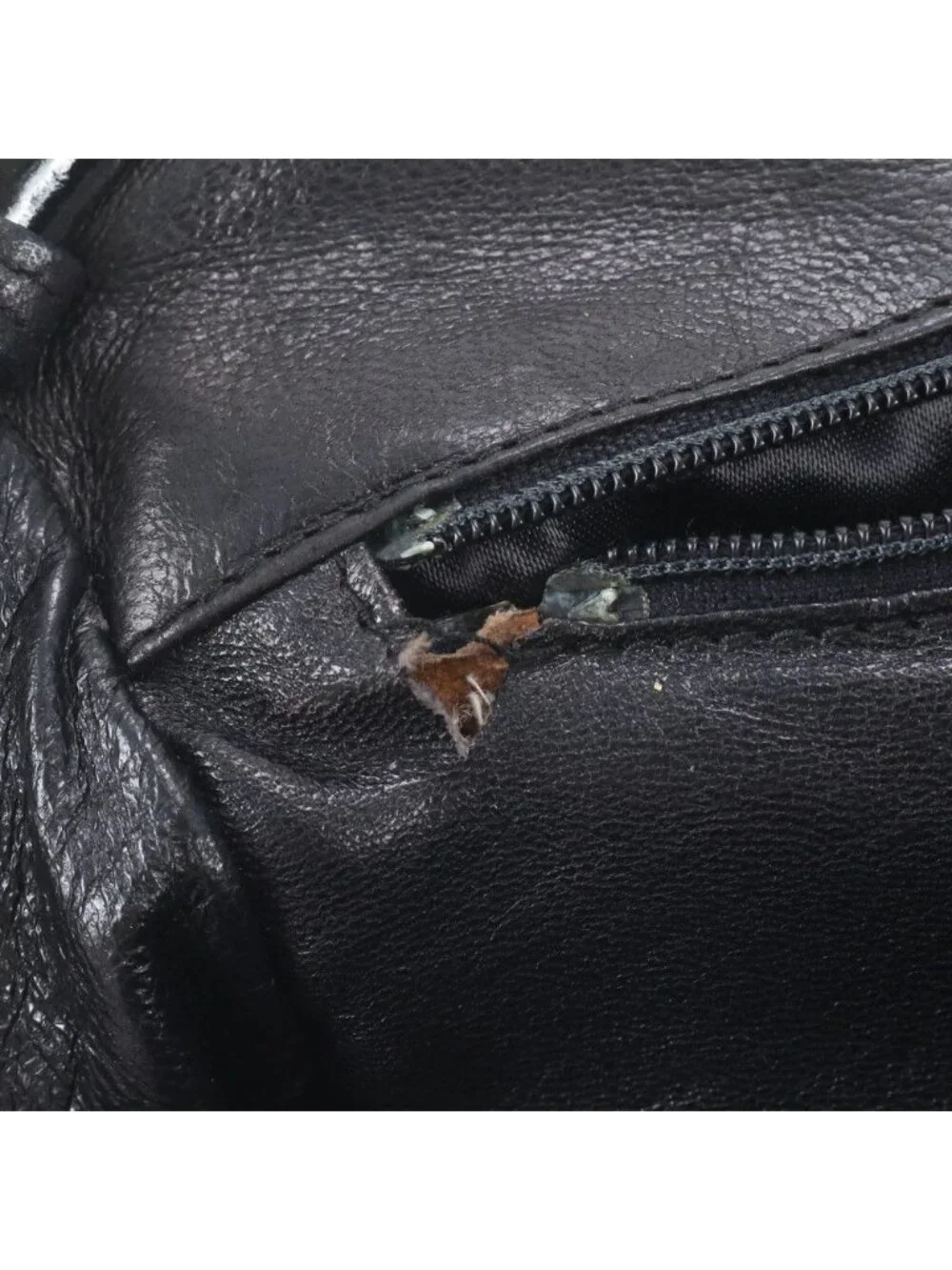 Chanel Kiss Lock Chain CC Logo Leather Shoulder Bag Crossbody Black